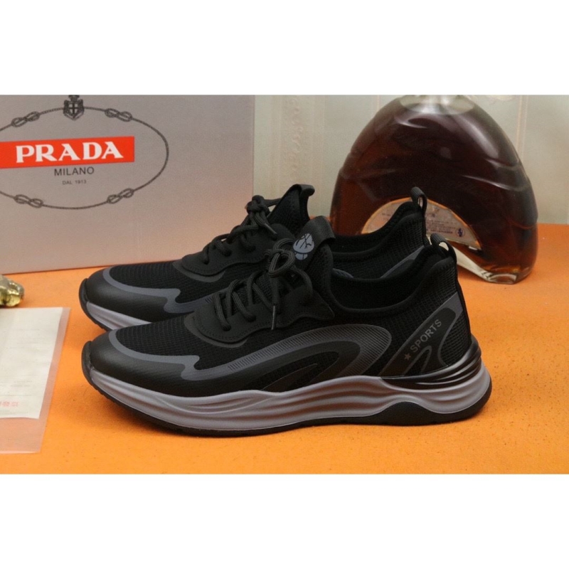 Pra*a casual shoes